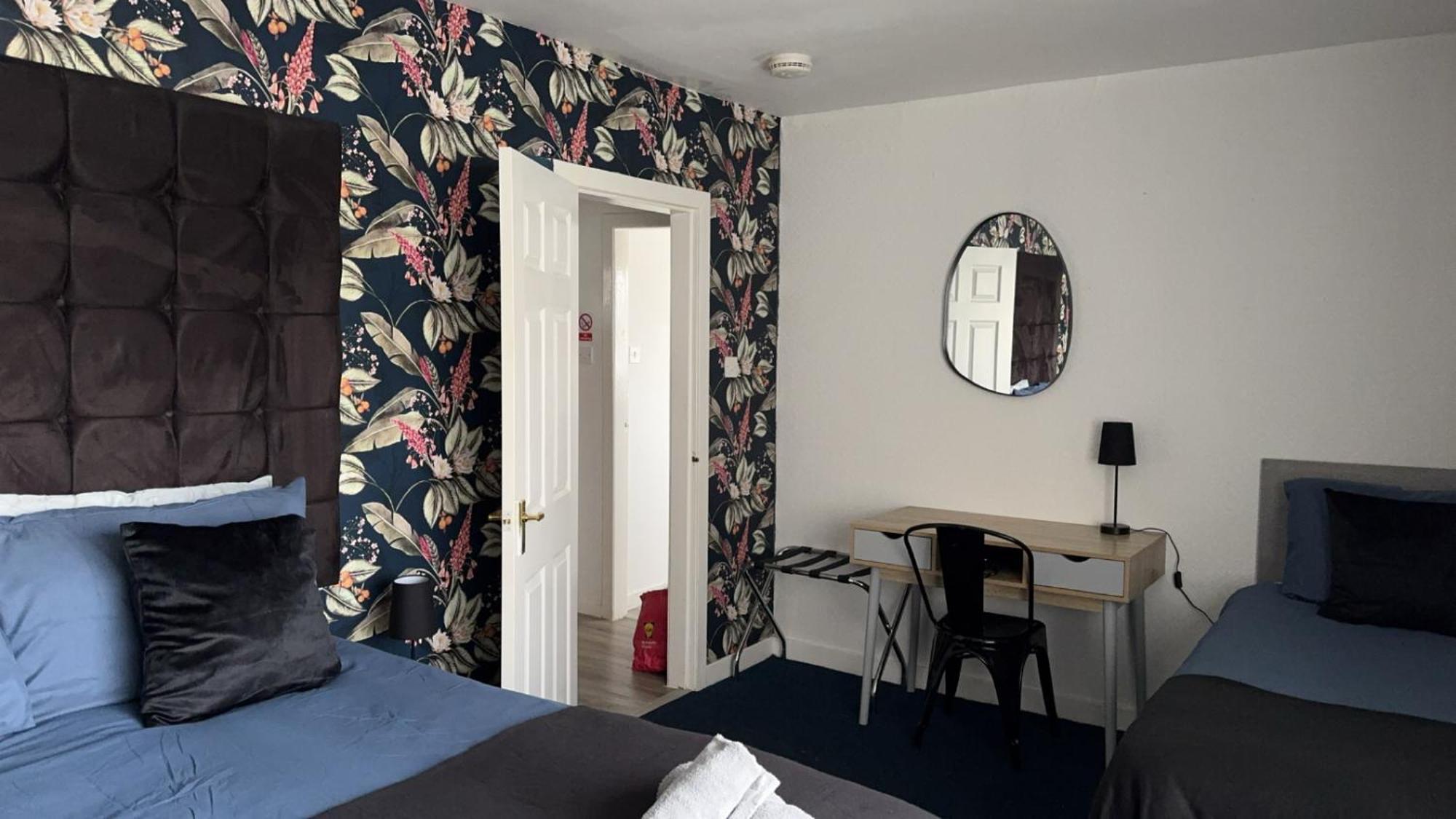 Апартаменты Crown Street Getaway Эр Экстерьер фото